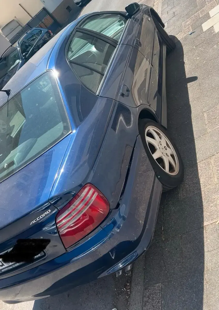 Gebraucht Honda Accord 192 PS (141 kW) 2003 Blau Limousine