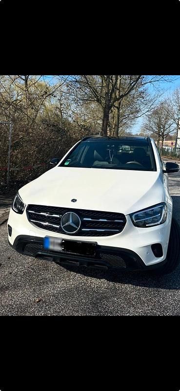 Gebraucht Mercedes GLC300 2021 Weiß SUV
