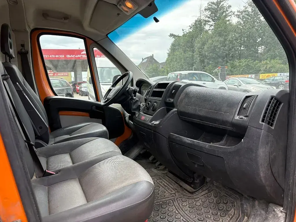 Gebraucht Citroën Jumper 110 PS (80 kW) 2013 Orange Van / Kleinbus