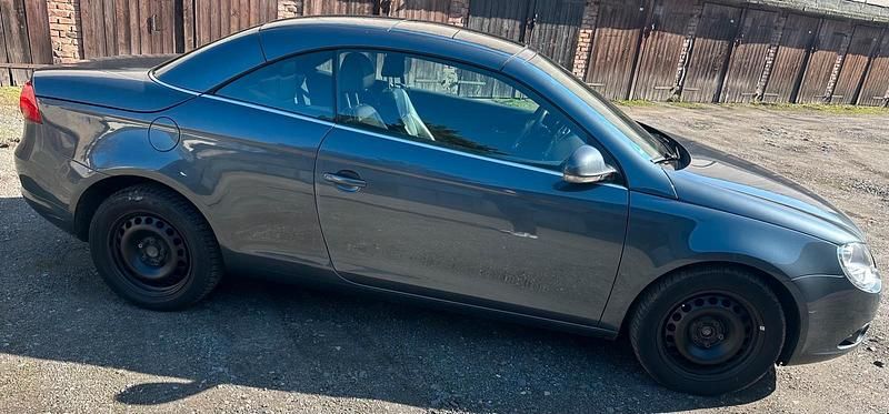 Brugt VW Eos 122 HK (89 kW) 2008 Grå Cabriolet