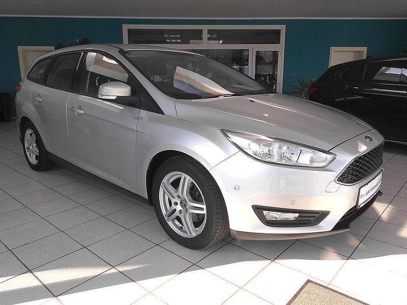 Gebraucht Ford Focus Business Edition 120 PS (88 kW) 2018 Silber Kombi