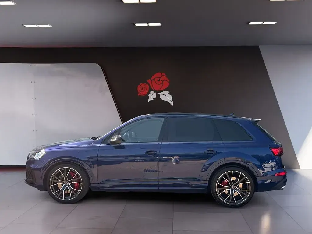 Gebraucht Audi SQ7 Competition 507 PS (372 kW) 2023 Navarrablau metallic SUV
