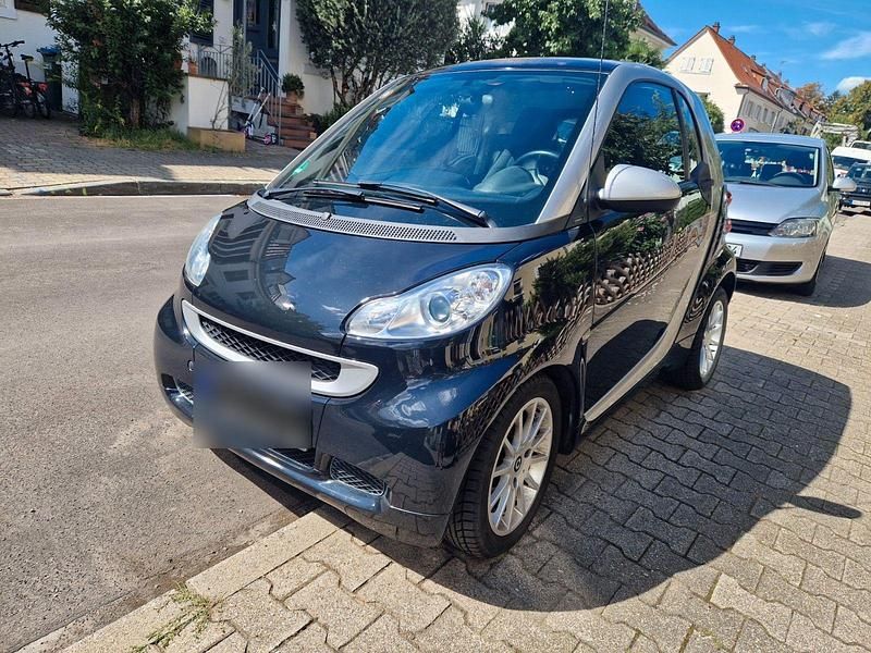 Schwarz Gebraucht 2011 Smart ForTwo Coupé Passion Coupé | 3.200 € (Superpreis) - Bild 1/4