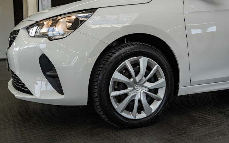 Gebraucht Opel Corsa-e Edition 100 kW (136 PS) 2022 Weiß Kleinwagen