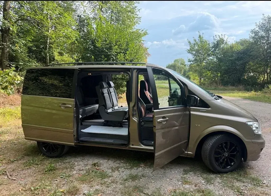 Gebraucht Mercedes Viano 225 PS (165 kW) 2011 Andere farben Van / Kleinbus