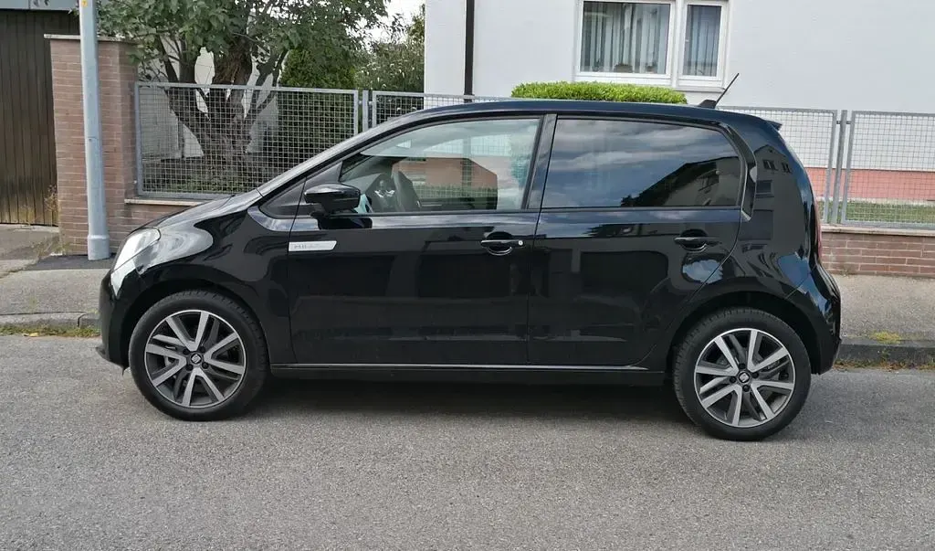 Gebraucht Seat Mii Electric 61 kW (83 PS) 2020 Schwarz Kleinwagen