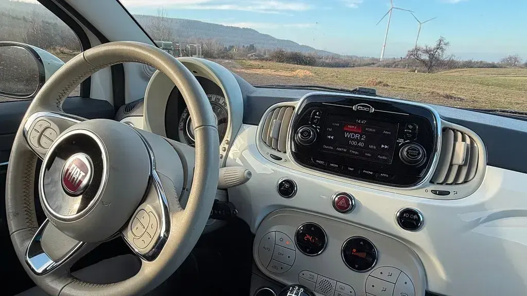 Gebraucht Fiat 500C Lounge 69 PS (50 kW) 2018 Weiß Cabrio