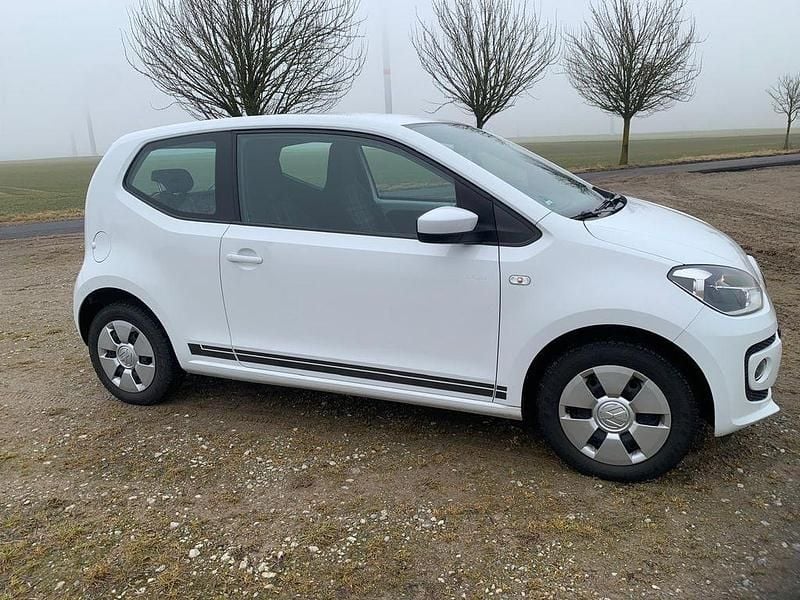 Gebraucht VW up! CLUB 60 PS (44 kW) 2015 Weiß Kleinwagen
