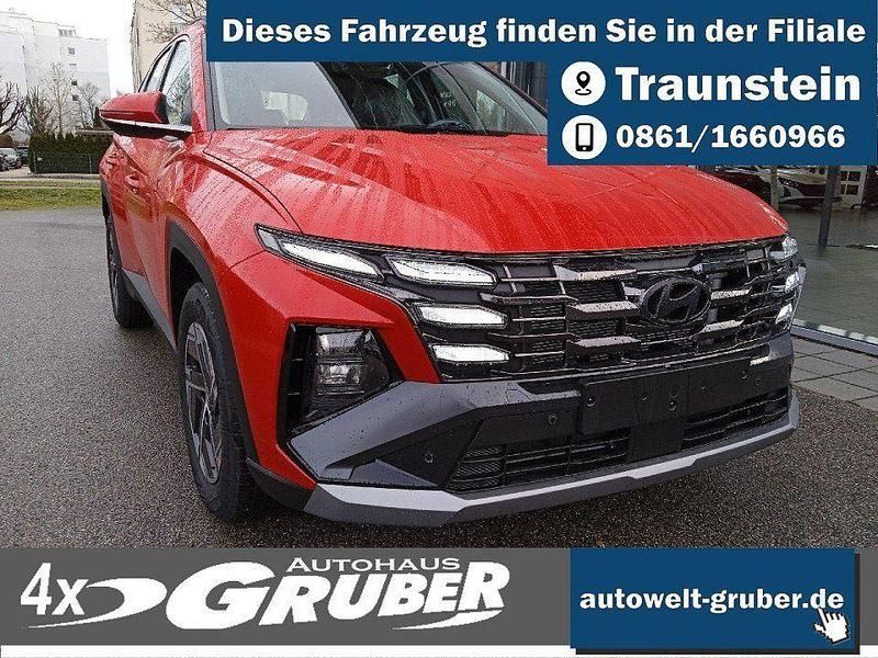 Neu Hyundai Tucson Select 150 PS (110 kW) 2025 Engine red SUV
