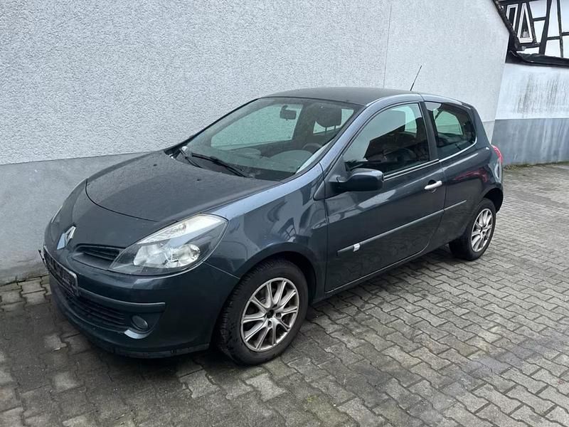 Grau Gebraucht 2007 Renault Clio II Kleinwagen | 1.350 € (Teuer) - Bild 1/4