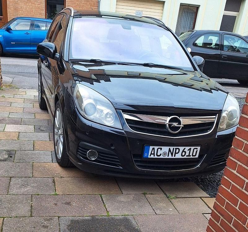 Schwarz Gebraucht 2008 Opel Signum Edition+ Kleinwagen | 2.350 € (Fairer Preis) - Bild 1/4
