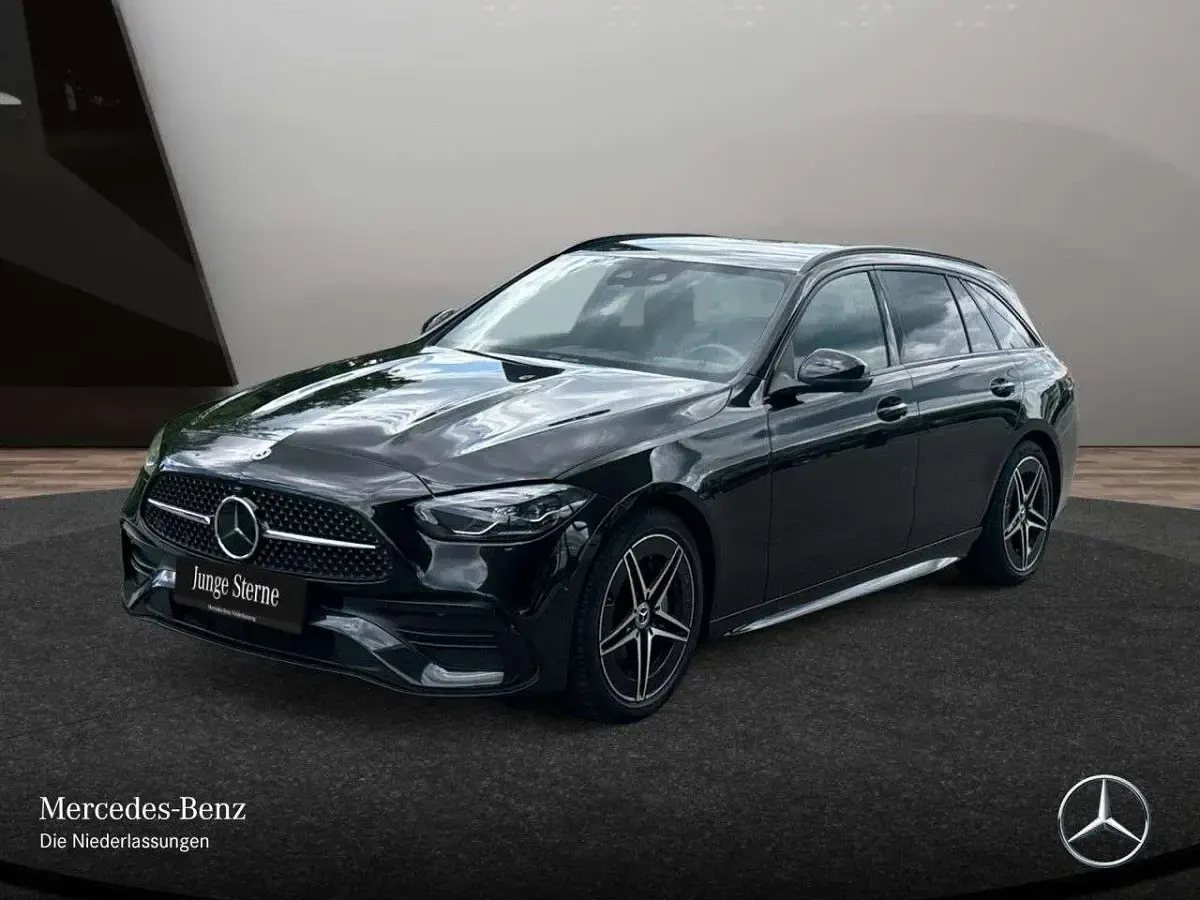 Gebraucht Mercedes C220 AMG 200 PS (147 kW) 2023 Schwarz Limousine