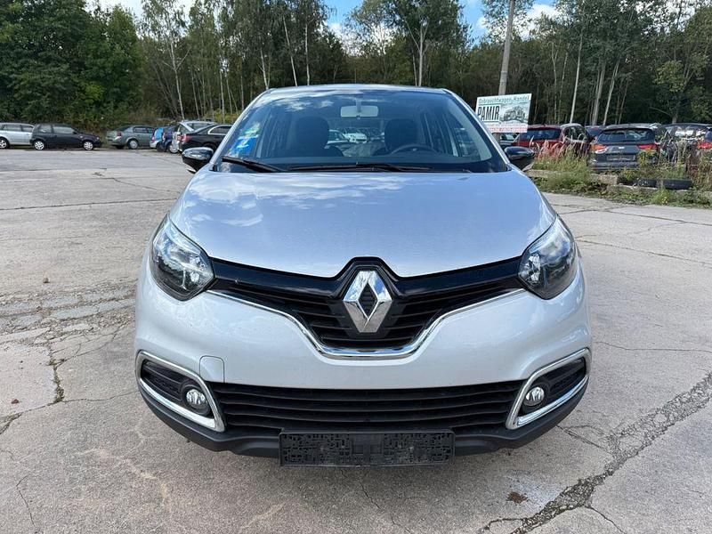 Używany Renault Captur Experience 90 KM (66 kW) 2017 Srebrny SUV