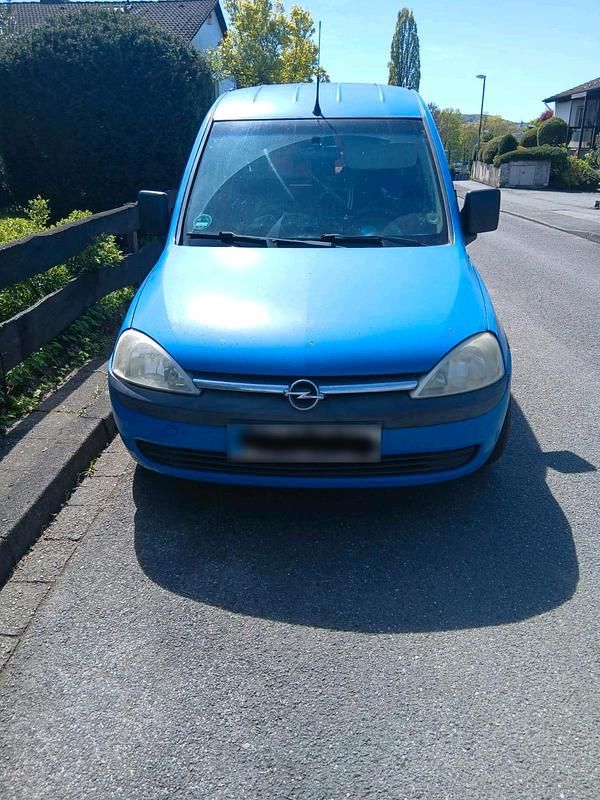Używany Opel Combo 87 KM (63 kW) 2003 Niebieski Minivan