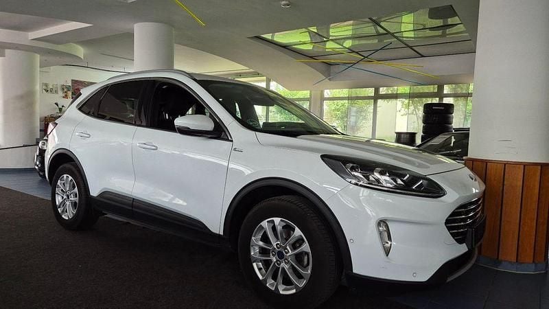 Gebraucht Ford Kuga Titanium X 190 PS (139 kW) 2023 Weiß SUV