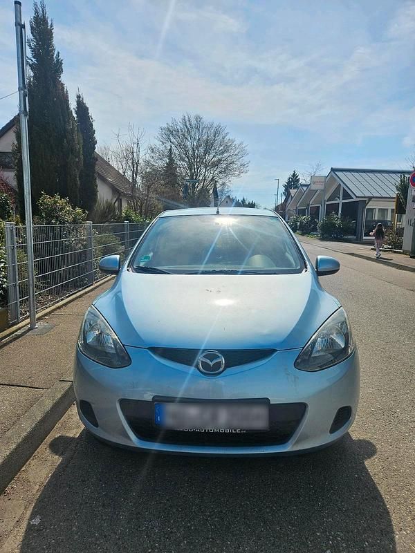 Gebraucht Mazda 2 75 PS (55 kW) 2008 Andere farben Kleinwagen