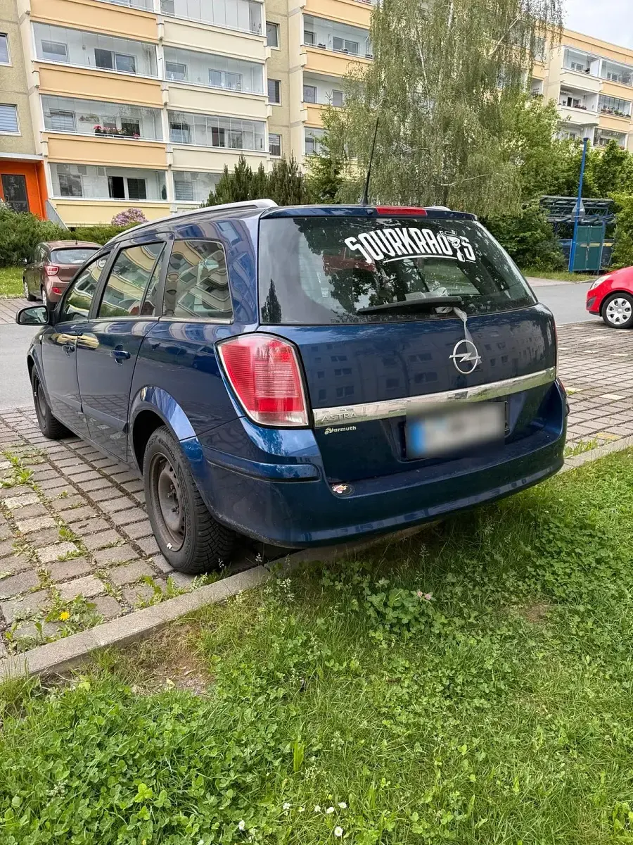 Gebraucht Opel Astra 125 PS (91 kW) 2005 Blau Kombi