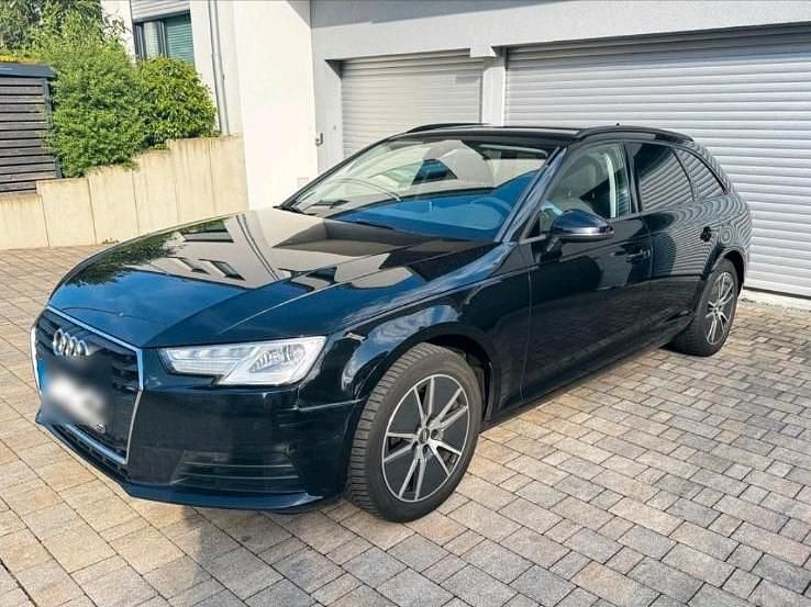 Gebraucht Audi A4 150 PS (110 kW) 2017 Schwarz Kombi