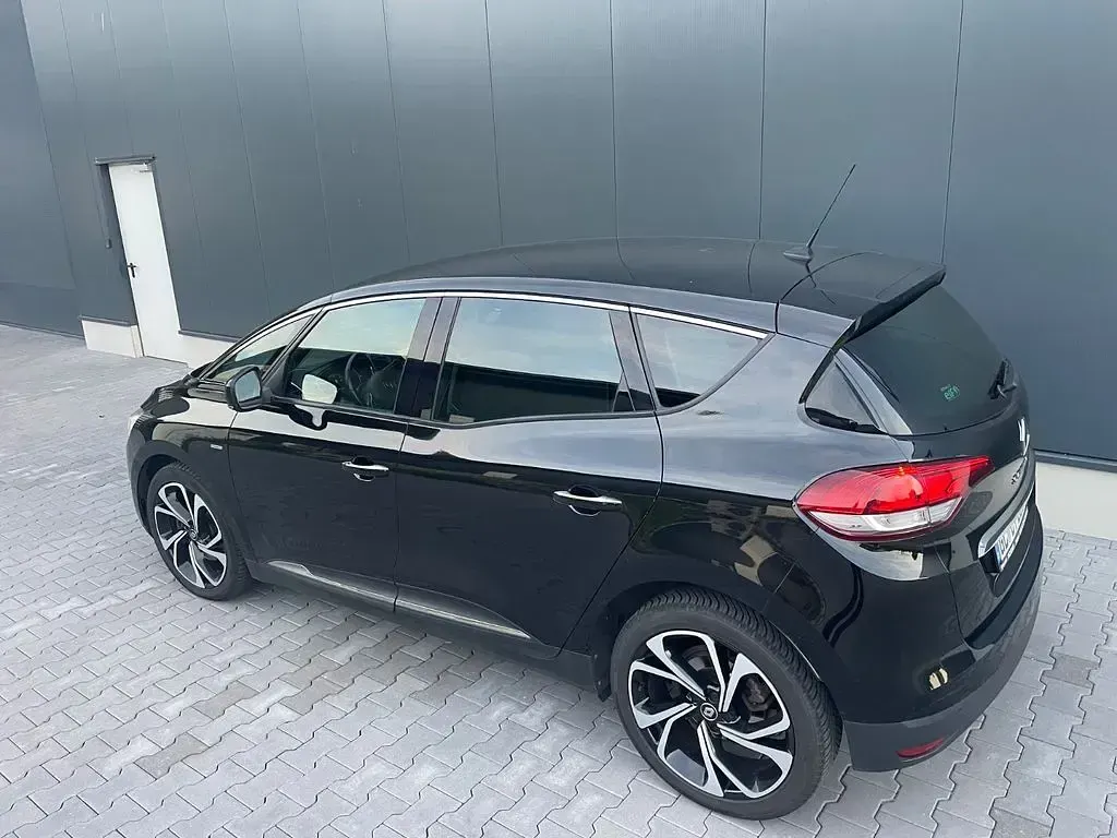 Gebraucht Renault Scénic III Bose Edition 131 PS (96 kW) 2017 Schwarz Van / Kleinbus