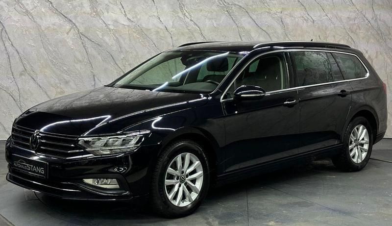 Gebraucht VW Passat Business 150 PS (110 kW) 2024 Schwarz Kombi