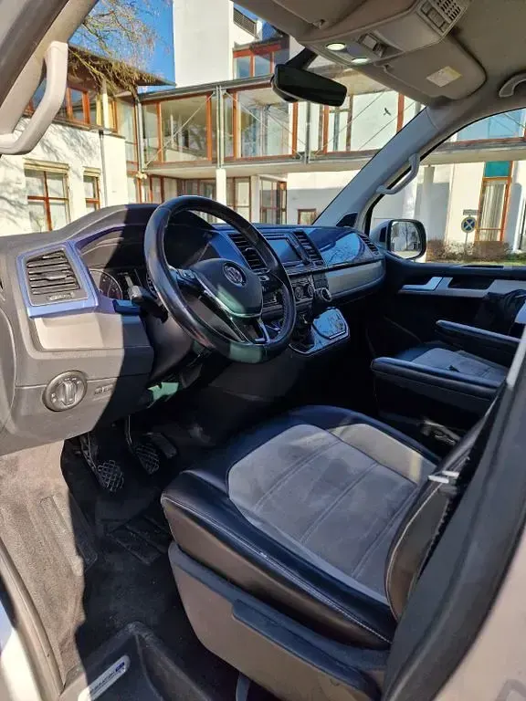 Gebraucht VW Multivan Generation Six 150 PS (110 kW) 2017 Blau Van / Kleinbus