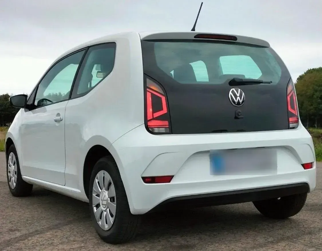 Gebraucht VW up! Move 65 PS (47 kW) 2021 Weiß Kleinwagen