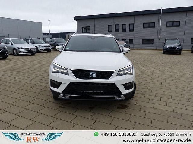 Usado Seat Ateca 4Drive 190 CV (139 kW) 2017 Blanco SUV