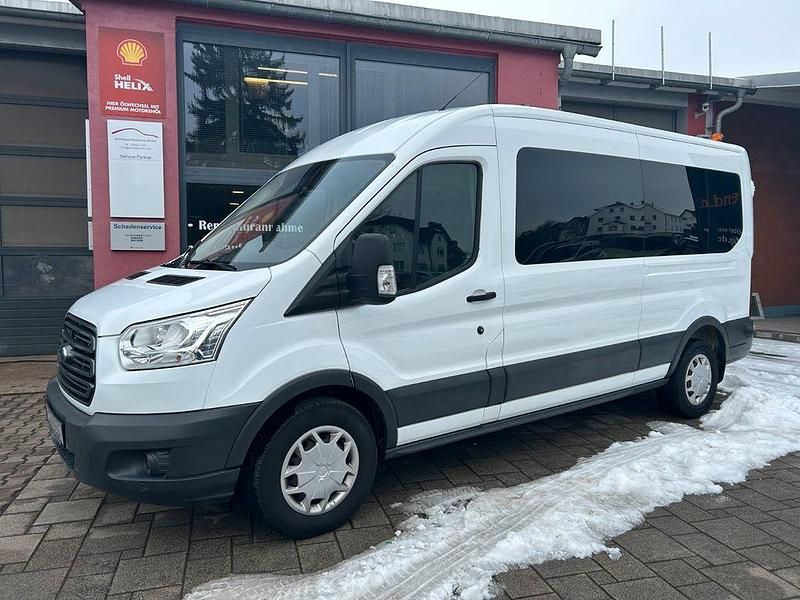 Gebraucht Ford Transit 131 PS (96 kW) 2018 Weiß Kombi