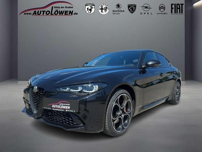Schwarz Gebraucht 2023 Alfa Romeo Giulia Competizione Limousine | 34.450 € (Guter Preis) - Bild 1/4