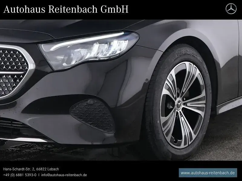 Gebraucht Mercedes E220 Avantgarde 197 PS (144 kW) 2025 Lack obsidianschwarz Limousine