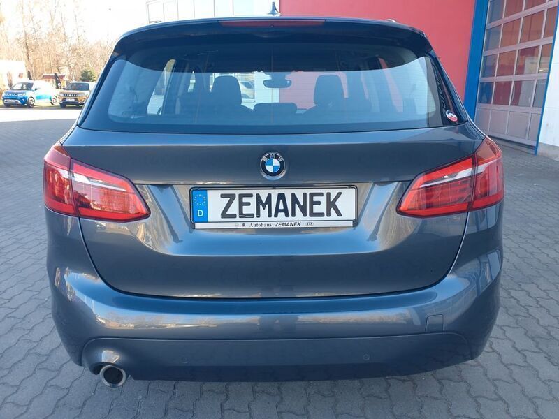 Gebraucht BMW 216 Active Tourer Advantage 116 PS (85 kW) 2019 Grau Van / Kleinbus