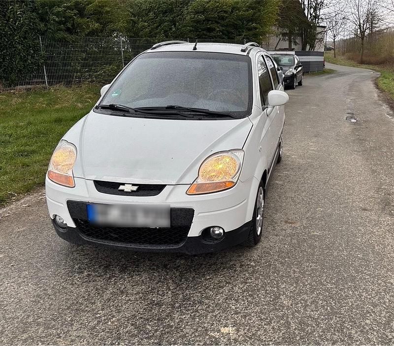 Gebraucht Chevrolet Matiz 67 PS (49 kW) 2009 Weiß Kleinwagen