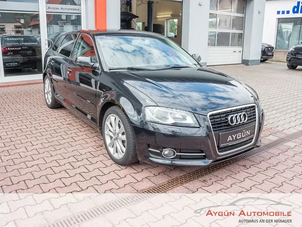 Gebraucht Audi A3 Ambition 125 PS (91 kW) 2012 Schwarz Kleinwagen
