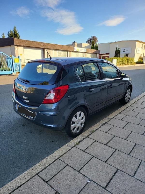 Blau Gebraucht 2008 Opel Corsa Kleinwagen | 850 € (Superpreis) - Bild 1/4