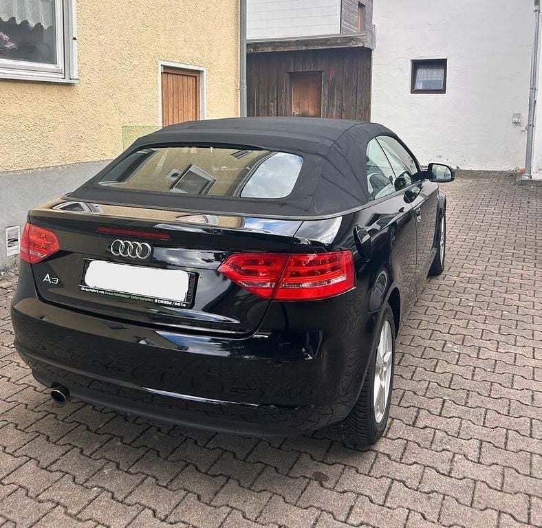 Gebraucht Audi A3 Cabriolet Ambition 105 PS (77 kW) 2011 Schwarz Cabrio
