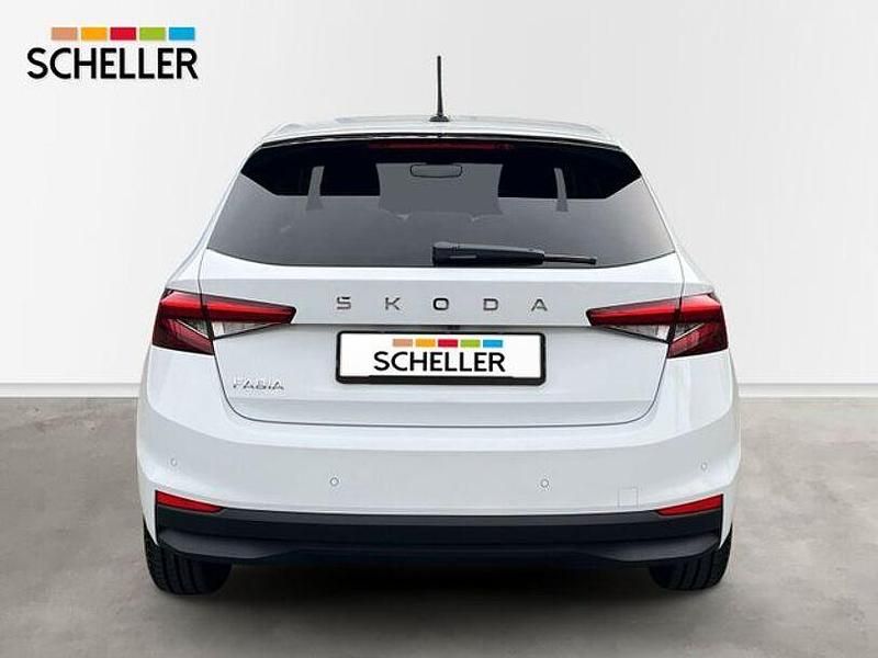 Gebraucht Skoda Fabia Selection 95 PS (69 kW) 2024 Weiß Limousine