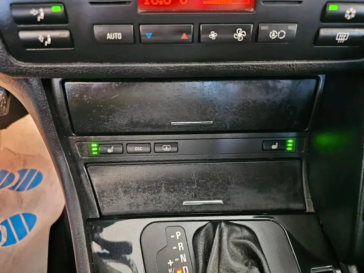 Gebraucht BMW 325 192 PS (141 kW) 2001 Grau Limousine
