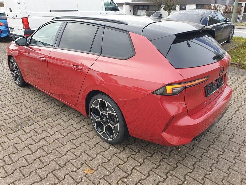 Gebraucht Opel Astra Ultimate 131 PS (96 kW) 2024 Rot Kombi