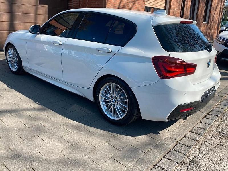 Gebraucht BMW 118 M Sport 136 PS (100 kW) 2018 Weiß Kleinwagen