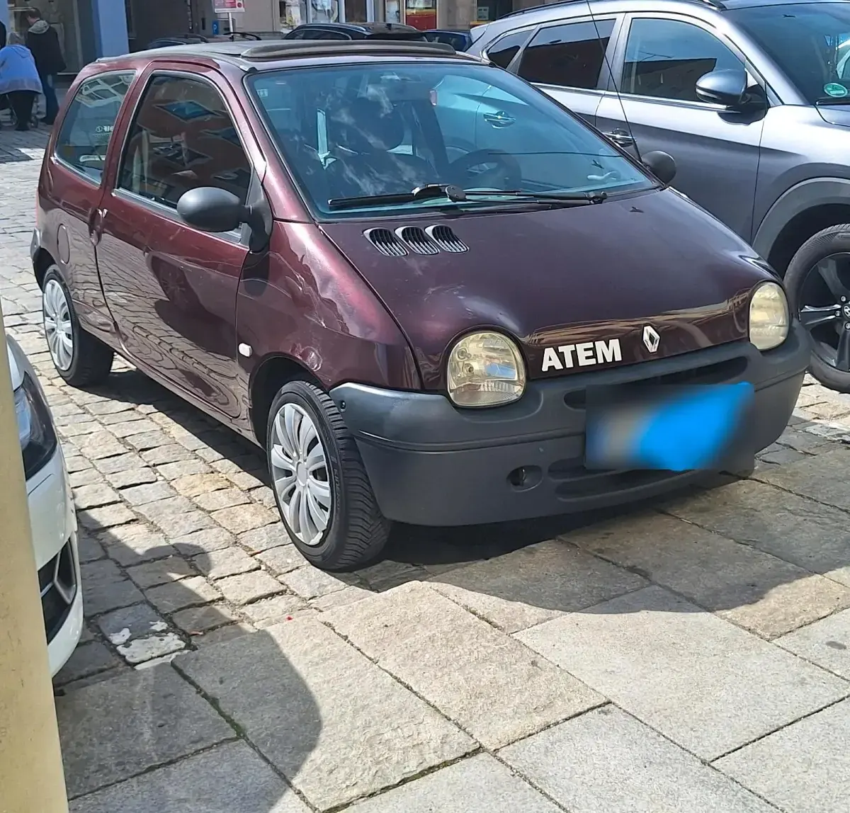 Używany Renault Twingo 58 KM (42 kW) 2005 Brązowy Hatchback