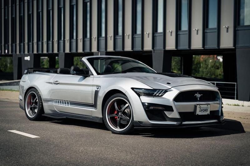 Silber Gebraucht 2016 Ford Mustang Cabrio | 23.000 € - Bild 1/4