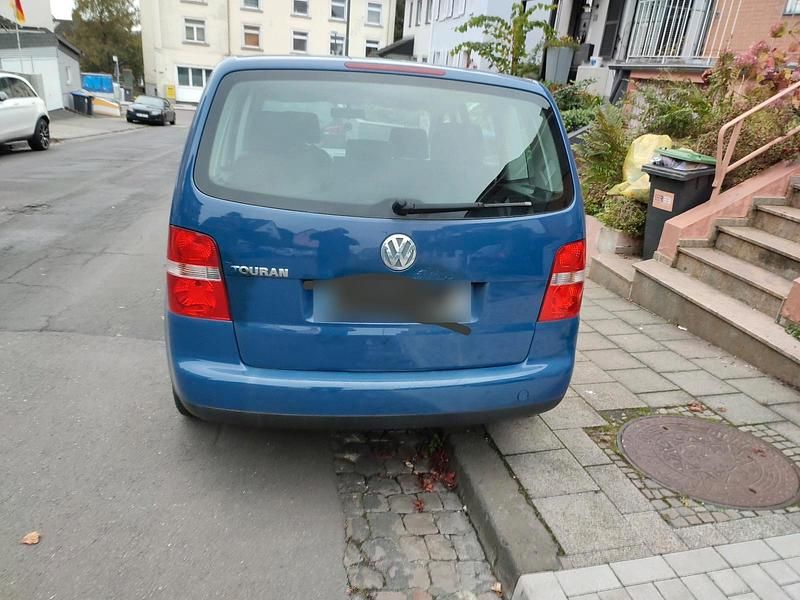 Gebraucht VW Touran 116 PS (85 kW) 2005 Blau Van / Kleinbus