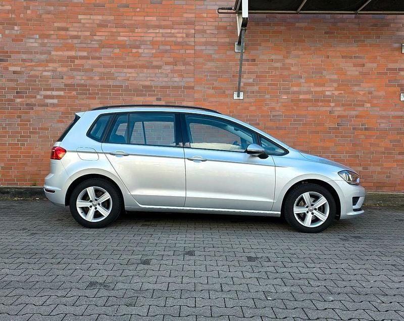 Gebraucht VW Golf Comfortline 110 PS (80 kW) 2014 Silber SUV