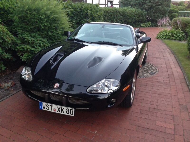 Schwarz Gebraucht 2000 Jaguar XKR S Cabrio | 26.800 € (Etwas zu teuer) - Bild 1/4