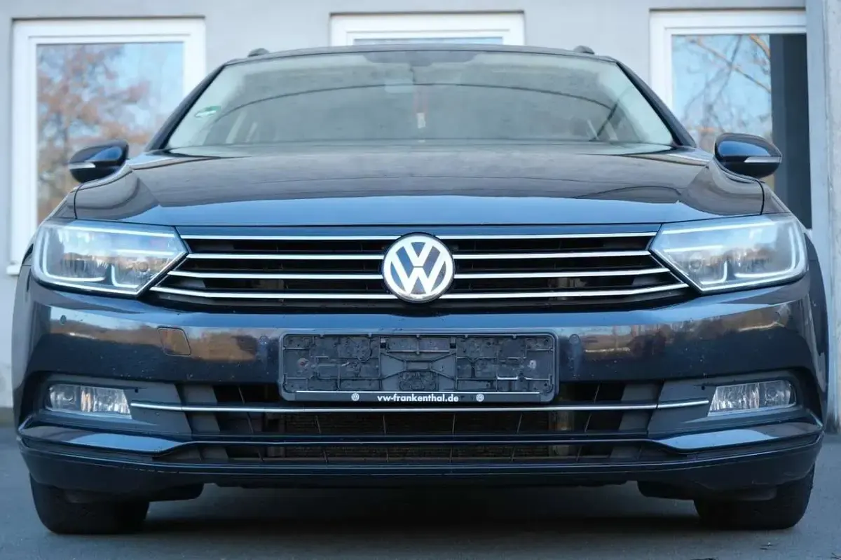 Gebraucht VW Passat Comfortline 150 PS (110 kW) 2016 Other Kombi