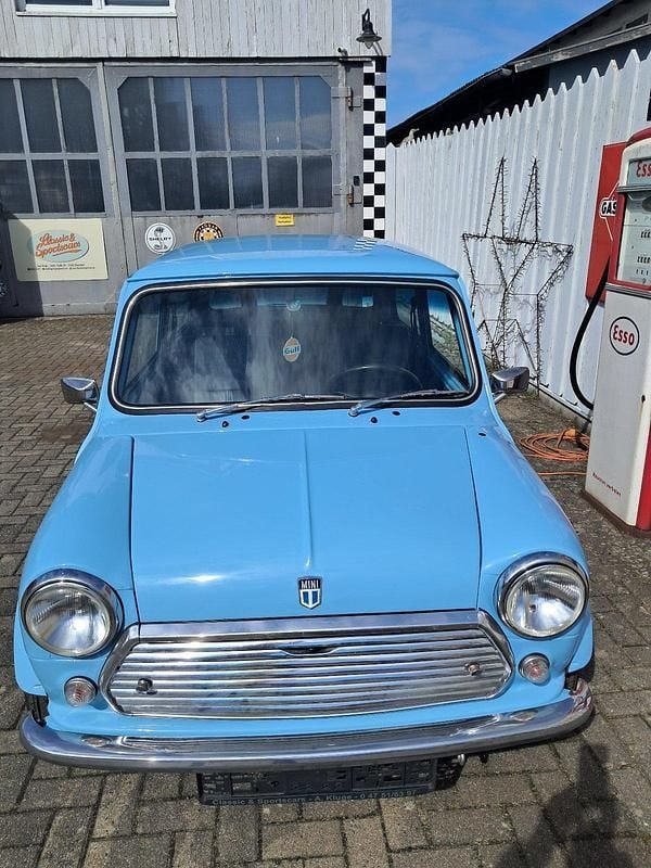 Second-hand Mini 1000 63 CP (46 kW) 1988 Albastru Hatchback