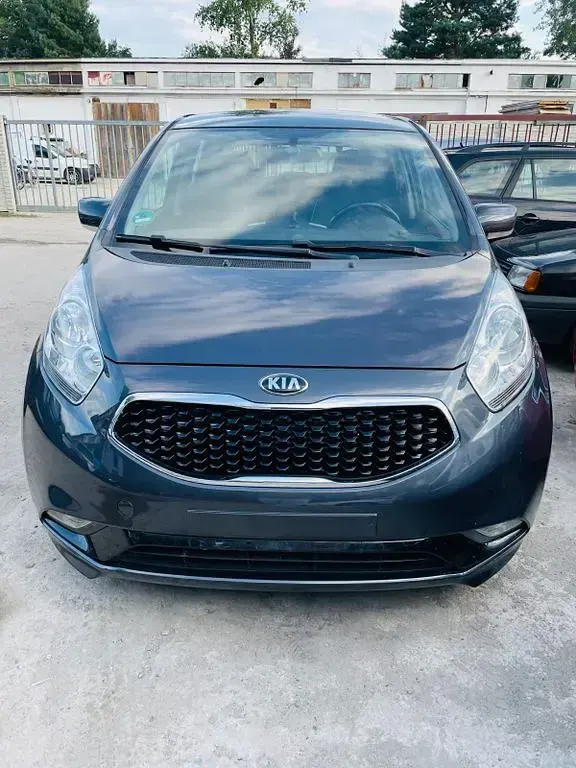 Gebraucht Kia Venga DREAM-TEAM Edition 125 PS (91 kW) 2017 Grau Kleinwagen