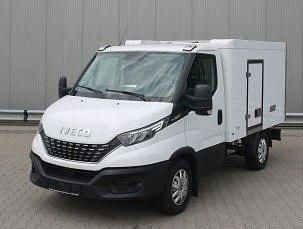 Gebraucht Iveco Daily 179 PS (131 kW) 2021 Weiß Van / Kleinbus