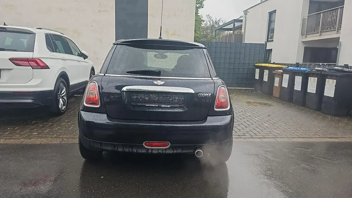 Gebraucht Mini Cooper 120 PS (88 kW) 2008 Schwarz Kleinwagen