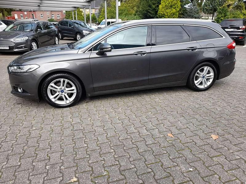 Gebraucht Ford Mondeo Titanium 203 PS (149 kW) 2015 Silber Kombi